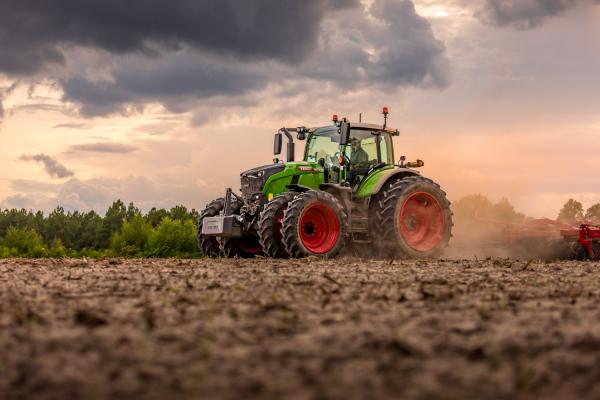 The Fendt 700 Gen7 tractor won a 2023 AE50 Award from ASABE for innovative design in engineering for the agriculture industry. AGCO’s ten 2023 AE50 Awards span its popular brand portfolio and validate the company’s innovative, farmer-focused development 