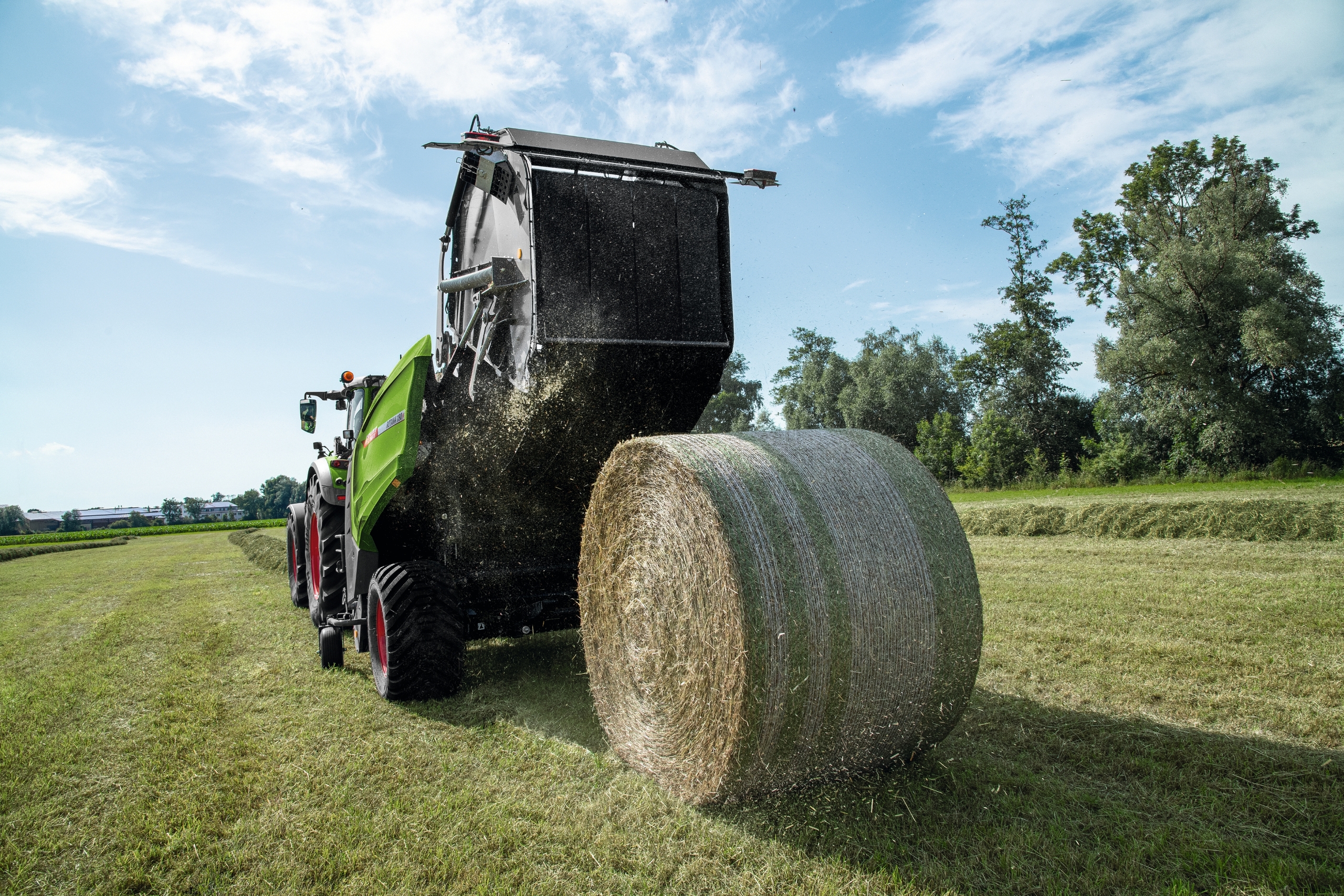 Automated processes for the Fendt Rotana round balers